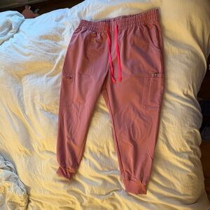 Chalk Pink High Waisted Uman
Relaxed - Petite Jogger Scrub
Pant XXL petite